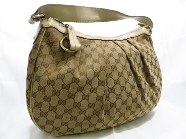 グッチ　ショルダーバッグ