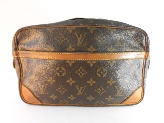 ルイヴィトン　ポーチ