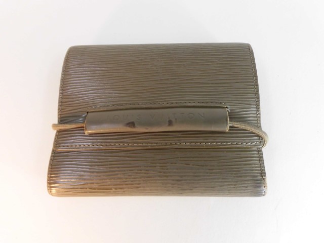 ルイヴィトン　財布