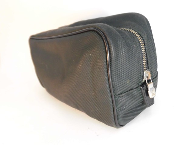 ルイヴィトン　ポーチ