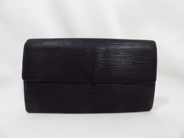 ルイヴィトン　財布