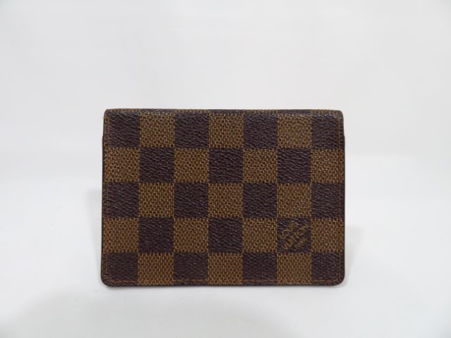 ルイヴィトン　パスケース