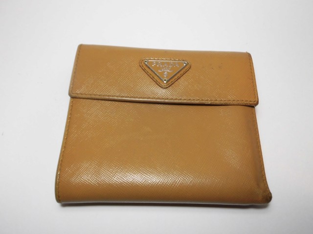 プラダ　財布