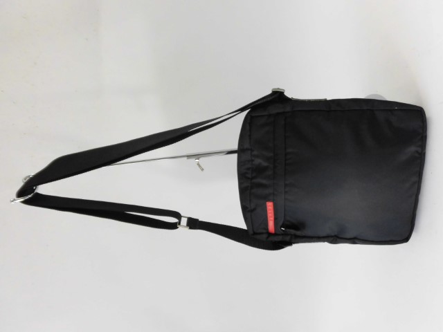 プラダ　バッグ