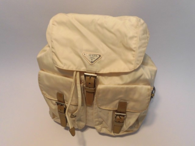 プラダ　バッグ