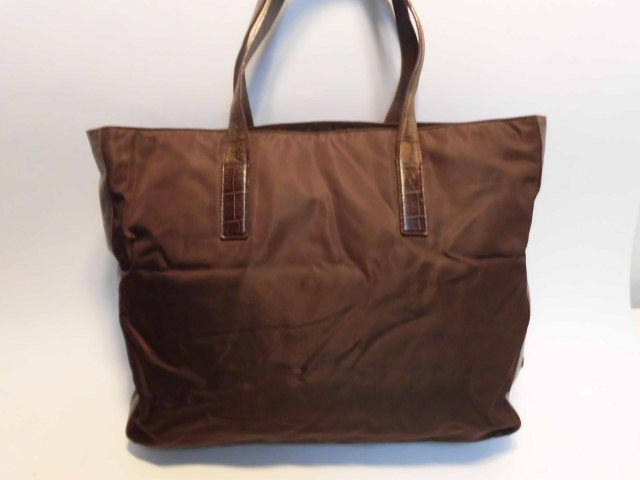 プラダ　バッグ