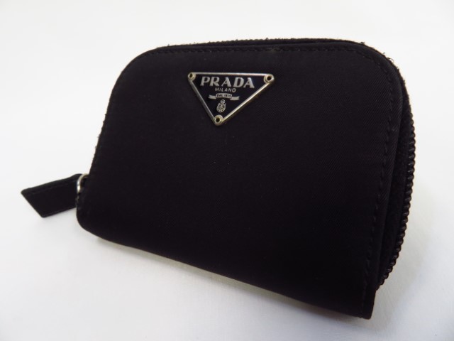 プラダ　コインケース