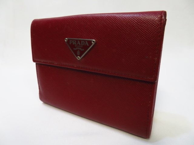 プラダ　財布